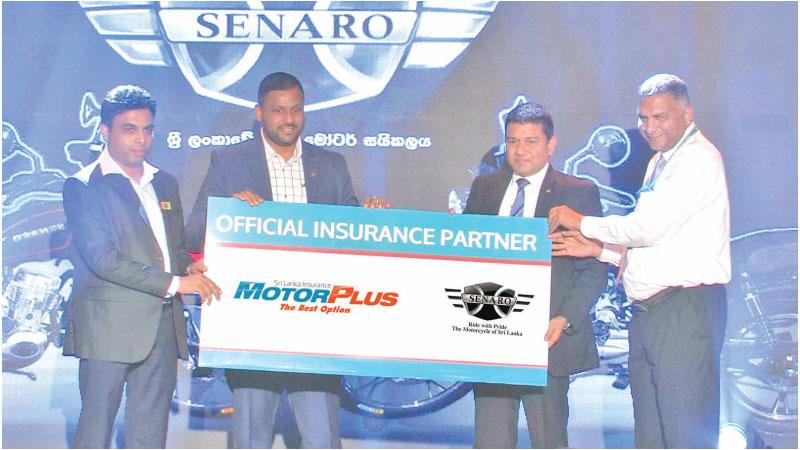 Director Operations, Mohan Somachandra, Managing Director, Senaro Motor Company, Roshana Waduge, CEO Chandana L. Aluthgama, and Head of Distribution, General Insurance of Sri Lanka Insurance, Lalith de Silva at the exchange of the MoU.