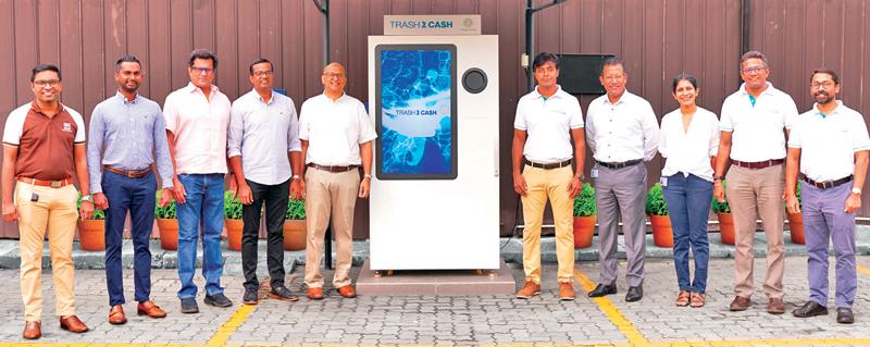 Officials of Nestle Lanka and Chakra Suthra at the launch of ‘Trash2Cash’