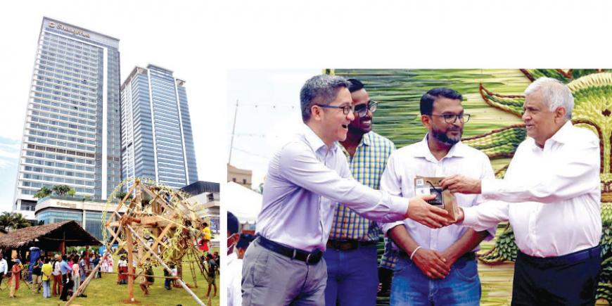 A Kathuru Onchillawa at the Wasath Siriya event-President Ranil Wickremesinghe hands over a gift to the Deputy Chief of Mission of the Embassy of China Hu Wei