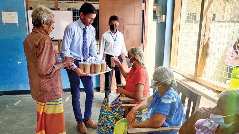 Providing healthy morning meals to patients visiting government diabetic clinics