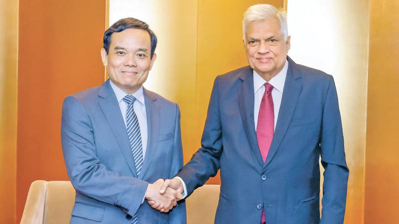 President Ranil Wickremesinghe meets Vietnam Deputy Prime Minister Tran Luu Quang during the President’s official visit to Japan