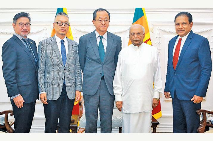 Prime Minister Dinesh Gunawardena with Asian Development Bank’s (ADB) Director General for South Asia Kenichi Yokoyama and Country Director Takafumi Kadono. Secretary to the Prime Minister Anura Dissanayake looks on.