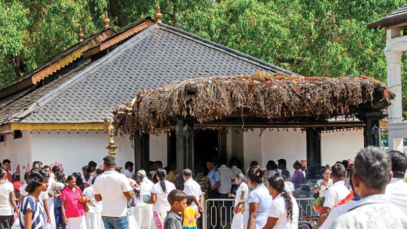 The front view of the Ruhunu Kataragama Maha Devalaya