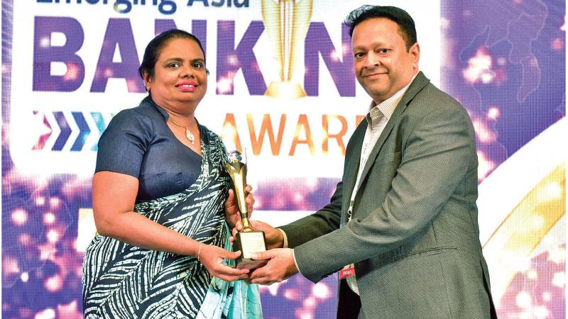 Commercial Bank’s AGM, Personal Banking, Mrs Mithila Shamini receives one of the awards