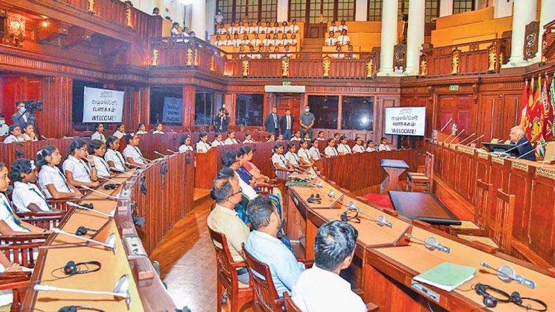 A group of students from Girls’ High School, Kandy representing the Student Parliament, visited the Presidential Secretariat. Pic: Courtesy PMD